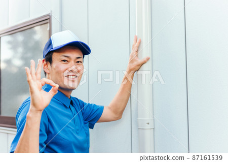 Air conditioner plumbing makeup cover and work clothes men Air conditioner plumbing makeup cover and work clothes men 87161539