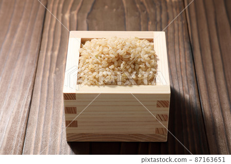 Brown rice Brown rice 87163651