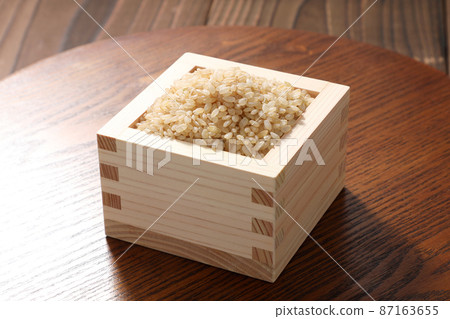Brown rice 87163655