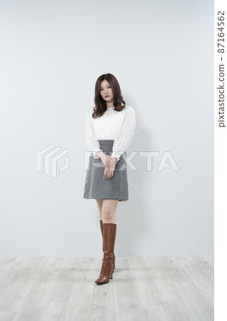 酷的女商人 87164562