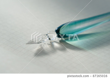 Image photo of glass pen Image photo of glass pen 87165016