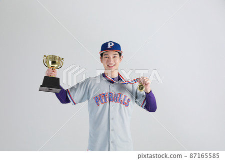 baseball sports player, asian korean man with motions 87165585
