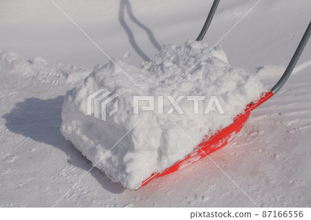 Snow, snow removal, dump, snow shoveling, snowfall, heavy snowfall, winter, northern country, outdoor, winter scenery, snow scenery, Hokkaido 87166556