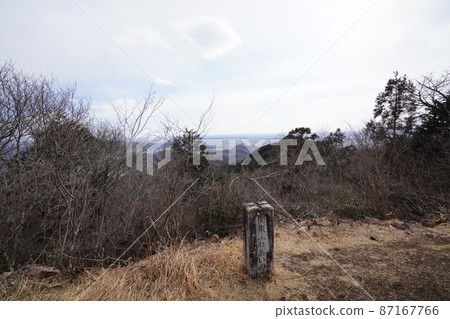 栃木縣足利市行土山徒步旅行 從行土山關東親友路山頂向南 87167766
