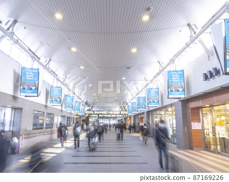 View of the station yard from the ticket gate of Okayama Station 87169226