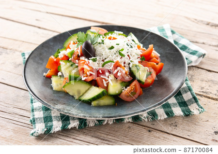 Traditional Bulgarian shopska salad 87170084