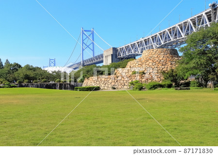 [香川縣]從瀨戶大橋紀念公園看的瀨戶大橋 87171830