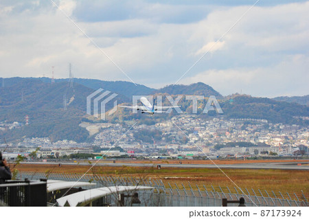 《Osaka Prefecture》 Aircraft / Osaka International Airport 87173924