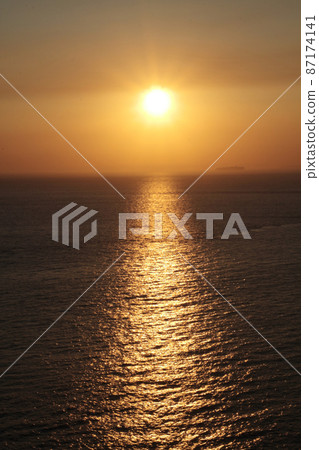 日落,海,日落,日落,日落,波浪,太陽,晚上,橙色網頁壁紙 日落,海,日落,日落,日落,波浪,太陽,晚上,橙色網頁壁紙 87174141