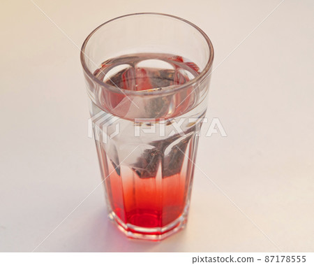 Tea Bag Water Glass 87178555