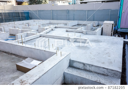 Image of foundation work for a detached house 87182205