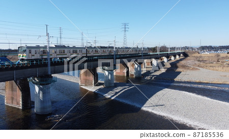 Electric train  87185536