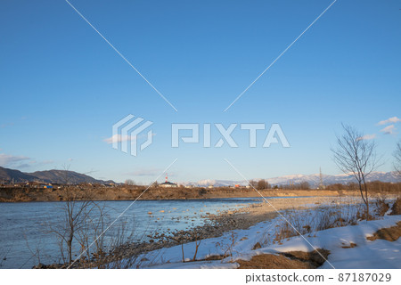 長野市青木島 西河的冬景 長野市青木島 西河的冬景 87187029
