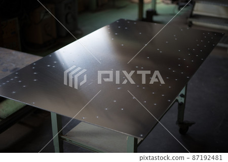 Processing aluminum plate 87192481