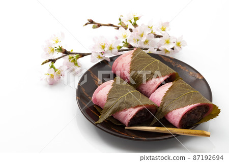 Spring Japanese sweets Sakuramochi_Domyoji Mochi Spring Japanese sweets Sakuramochi_Domyoji Mochi 87192694