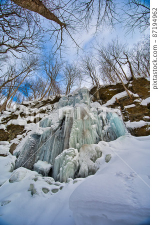 冬季冰瀑奧入瀨峽谷風光 87194962