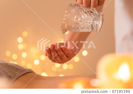 Aroma oil oil massage beauty treatment salon Aroma oil oil massage beauty treatment salon 87195399