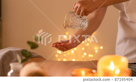 Aroma oil oil massage beauty treatment salon 87195404