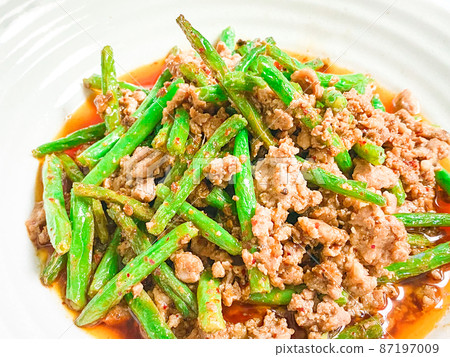 中國家常乾豆（炒青豆和肉末） 87197009