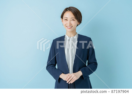 商務女性肖像藍色 87197904