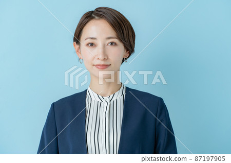 商務女性肖像藍色 87197905