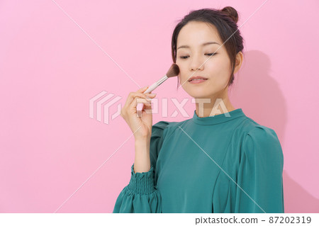 20多歲的女性肖像化妝 87202319