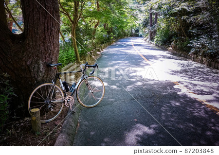 Old road and black road bike Old road and black road bike 87203848