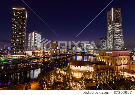 橫濱港未來的夜景 橫濱港未來的夜景 87203997