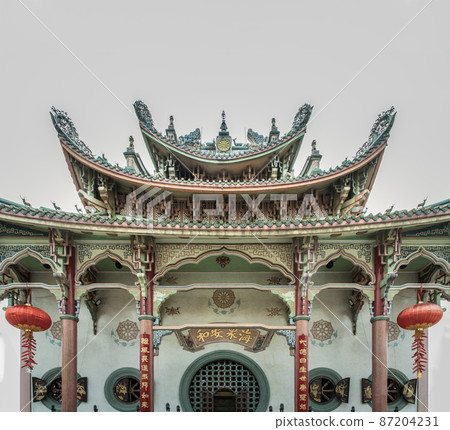 Architecture of chinese-style temple inside of the Wat Bhoman Khunaram. Architecture of chinese-style temple inside of the Wat Bhoman Khunaram. 87204231