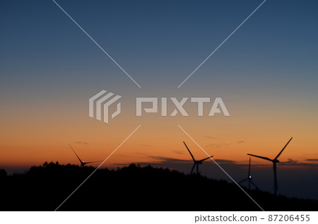 Mie Prefecture Aoyama Highlands Windmill and Sunset 87206455