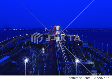 Night view of Tokyo Bay Aqua-Line from Umihotaru parking area 87207586