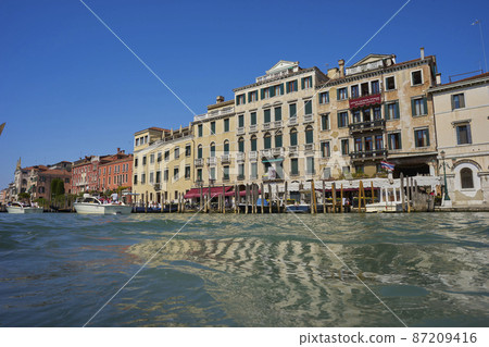 Italy Venezia maritime city 87209416