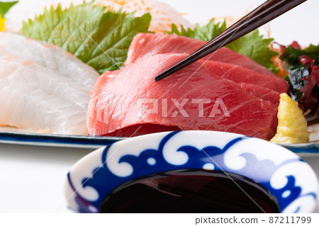 Sashimi of Toro in the main tuna, red sea bream 87211799