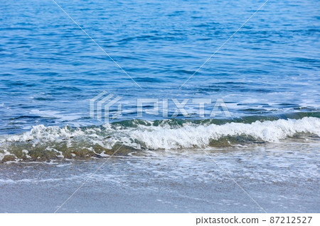 Waves on the Ajigaura coast, Hitachinaka City, Ibaraki Prefecture Waves on the Ajigaura coast, Hitachinaka City, Ibaraki Prefecture 87212527