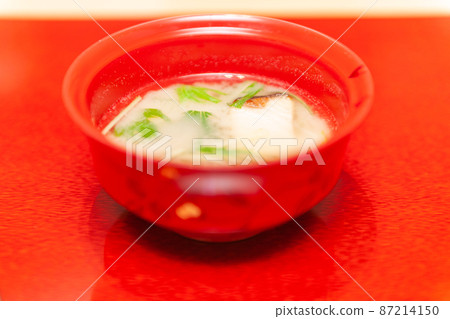 Japanese food soup 87214150