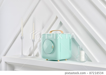 Mobile mini refrigerator, portable fridge Mobile mini refrigerator, portable fridge 87218534