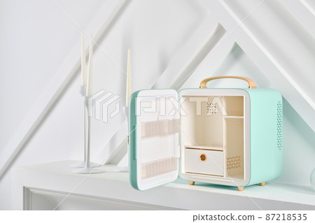 Open mobile mini refrigerator, portable fridge Open mobile mini refrigerator, portable fridge 87218535