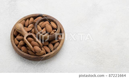 organic almond nuts bowl copy space 87221664