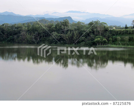 新竹縣內灣尖石五峰清泉 87225876