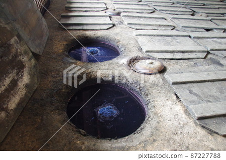 Indigo dyeing jar 87227788