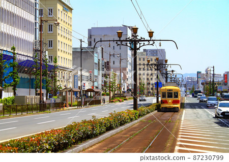 豐橋市,有軌電車行駛的風景 豐橋市,有軌電車行駛的風景 87230799