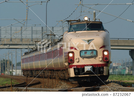 Hokuriku Main Line Kaga-Kasama-Mikawa JR West 485 Series A08 formation (Kyoto) Raicho Hokuriku Main Line Kaga-Kasama-Mikawa JR West 485 Series A08 formation (Kyoto) Raicho 87232067