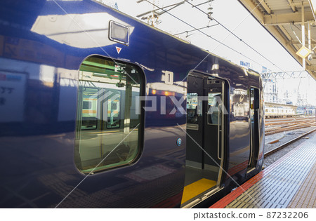 Sotetsu Line Railway Private Railway Sotetsu Blue Shinjuku Station Home Saikyo Line 87232206