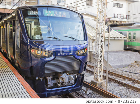 Sotetsu Line Railway Private Railway Sotetsu Blue Shinjuku Station Home Saikyo Line 87232212