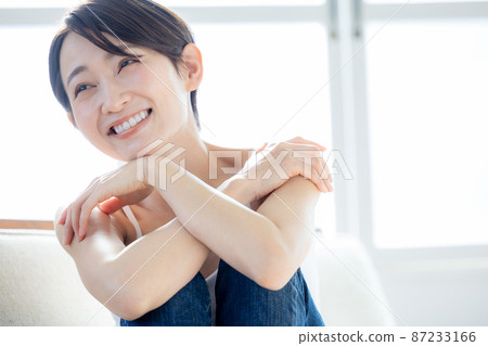 Female beauty is beautiful Female beauty is beautiful 87233166