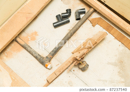 repair work  87237540