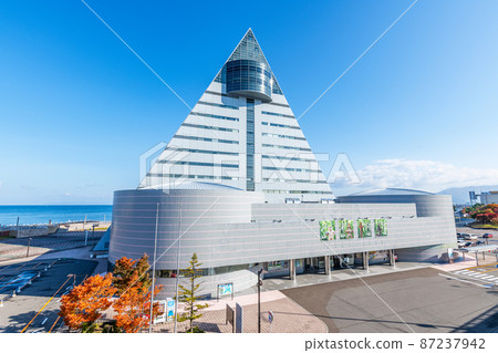 青森縣青森市青森縣觀光信息中心 晴天時的阿斯帕姆 青森縣青森市青森縣觀光信息中心 晴天時的阿斯帕姆 87237942