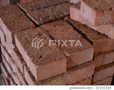 泥漿作物，紅磚 87241584