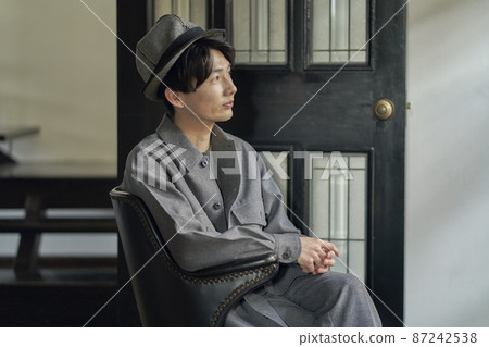 Male portrait hat 87242538