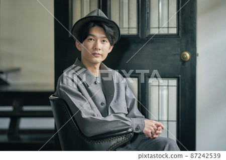 Male portrait hat 87242539